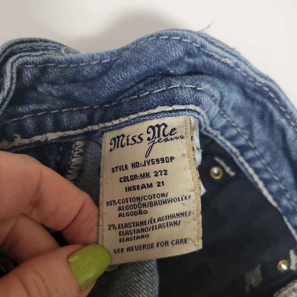 Miss Me Light Blue Capri Women's Jeans - Picture 7 of 10